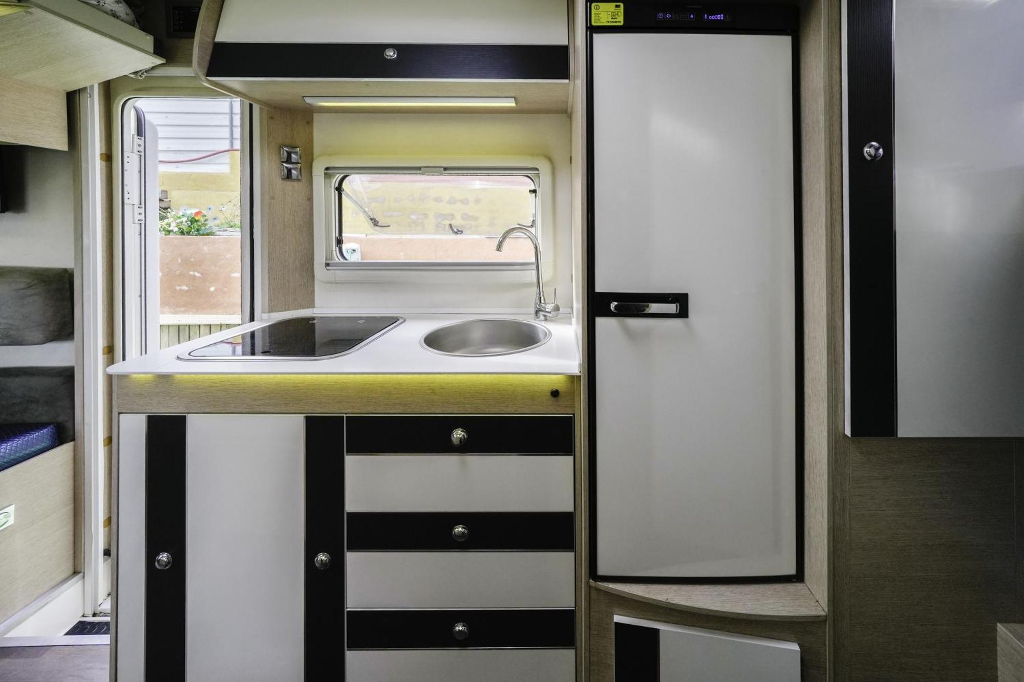 Autocaravana Cerca De Barcelona