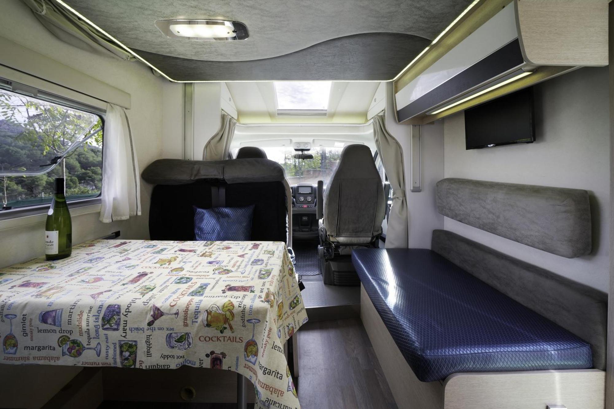 Autocaravana Cerca De Barcelona Сasa de vacaciones Montcada