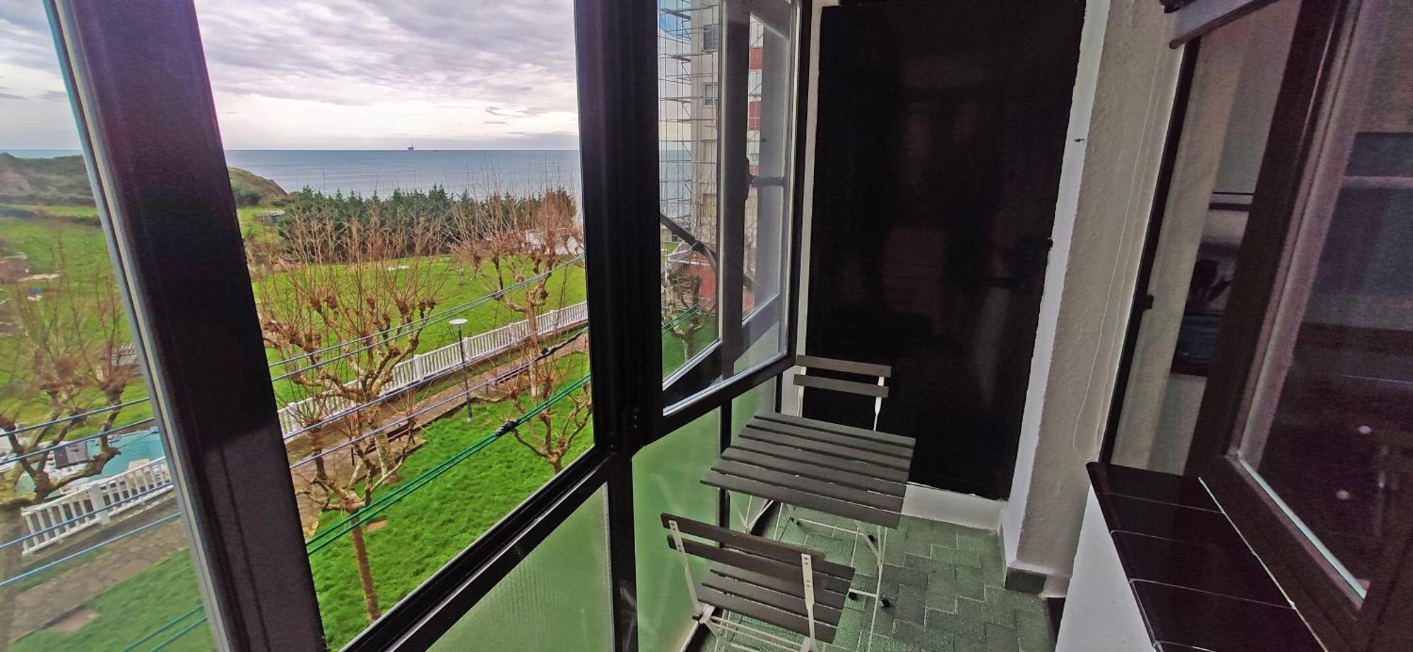 Vistas Al Mar, Acogedor, Completo. Cerca Del Centro Y Del Puerto. Apartment *