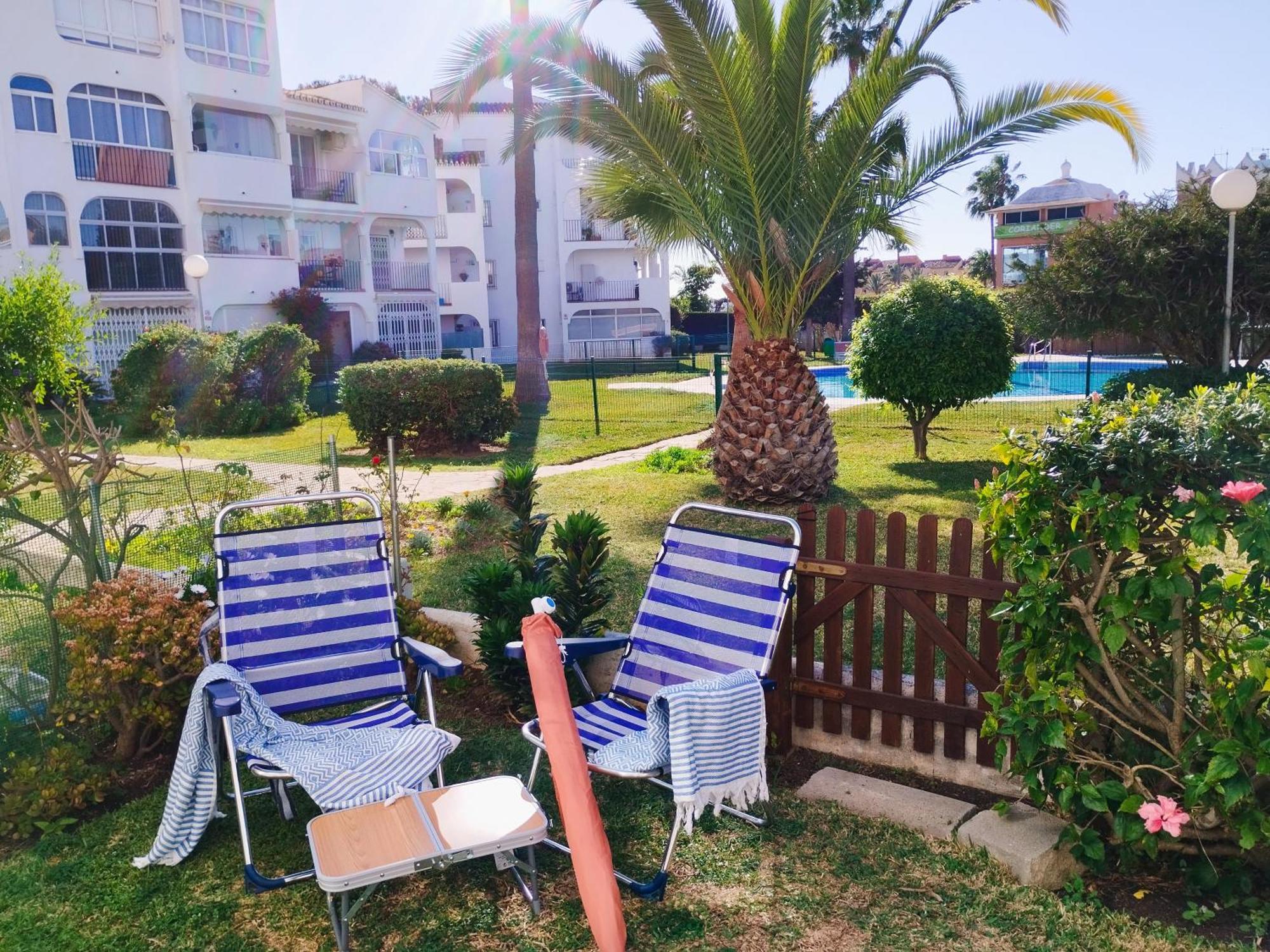 Apartment Coqueto En Calahonda