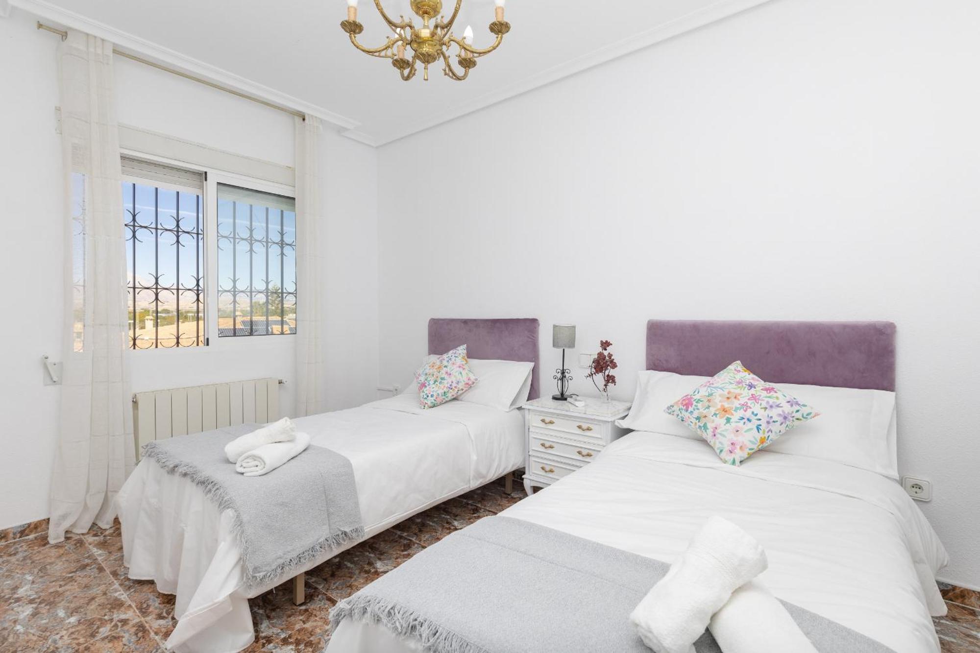 Fidalsa Grand White House Villa Tangel