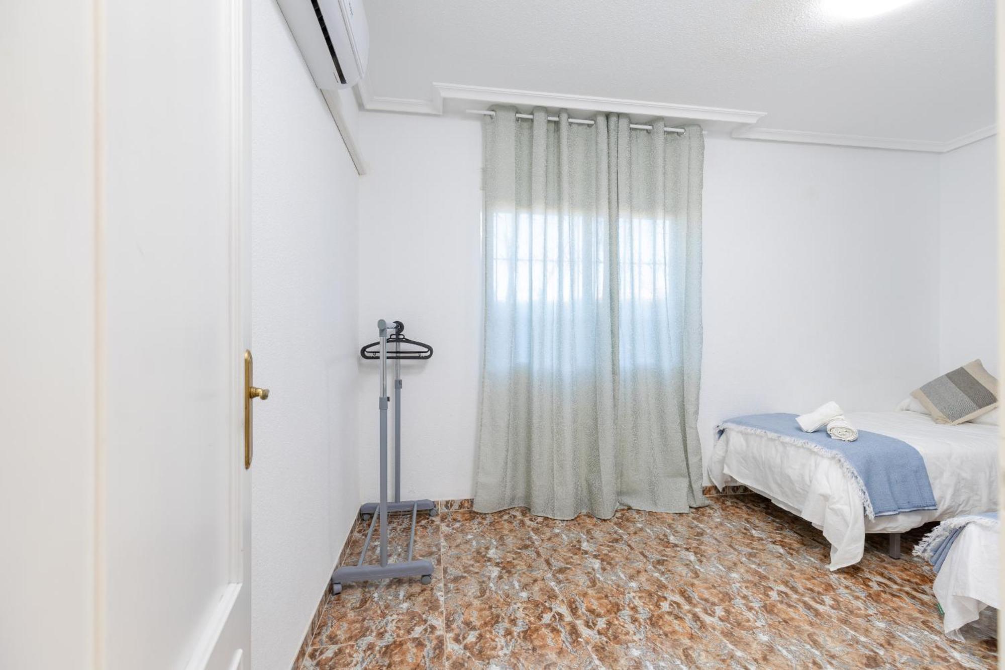 Fidalsa Grand White House Villa