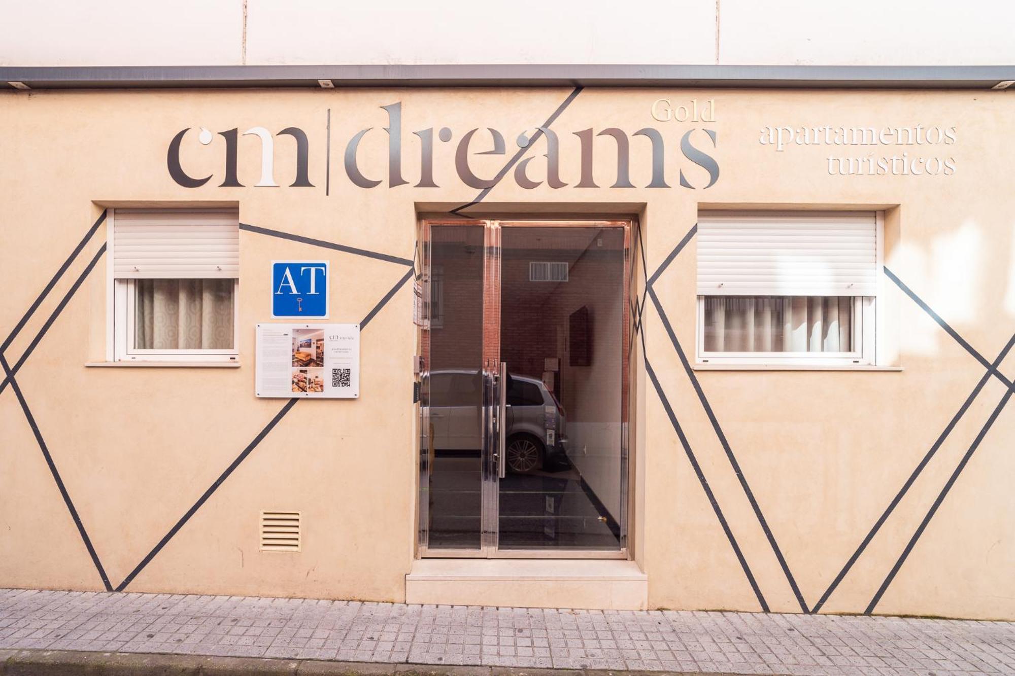 Cmdreams Gold- Turisticos Con Ruinas Romanas En El Centro De *