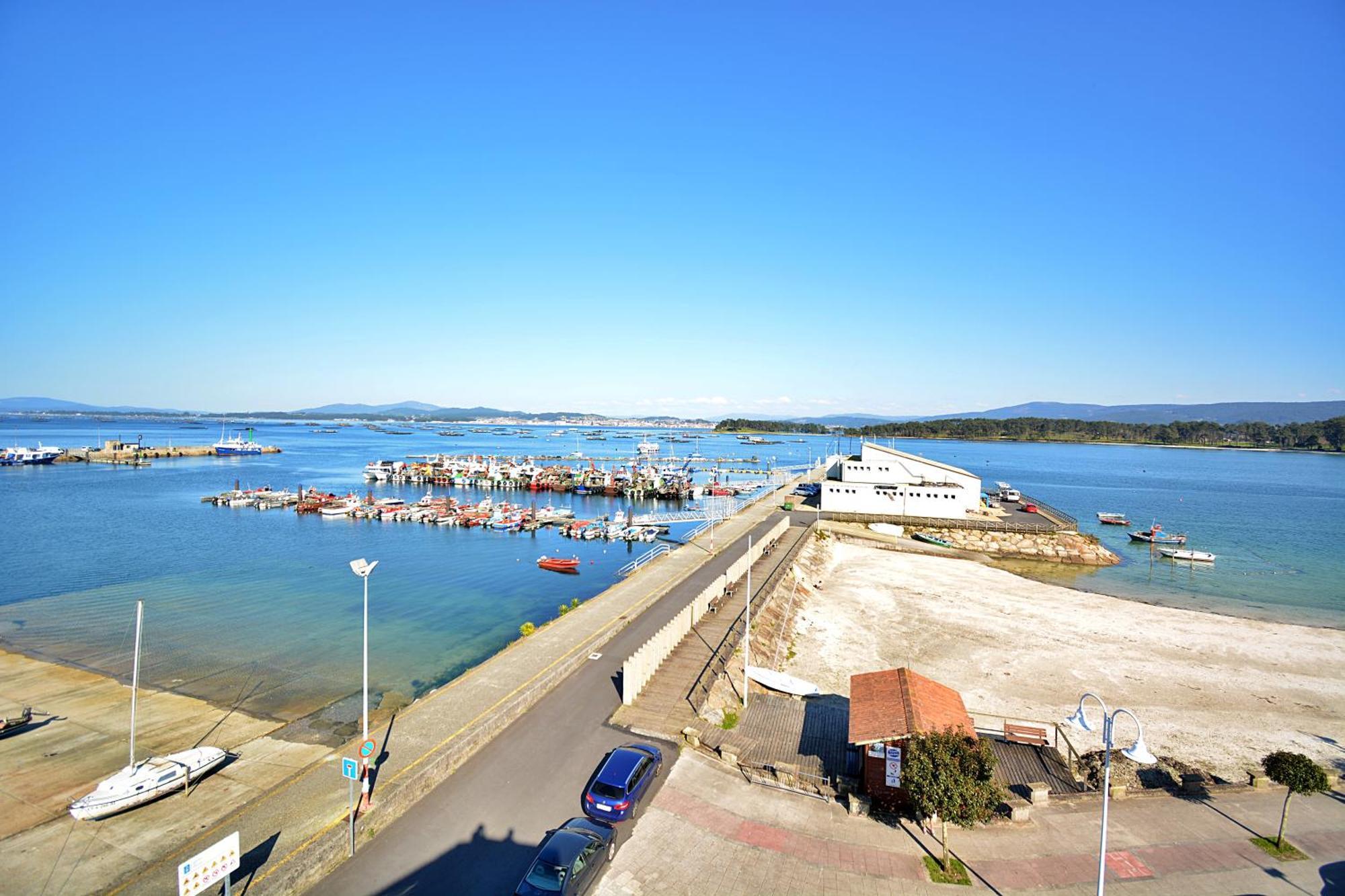Con Terraza Frente Al Mar En O Grove