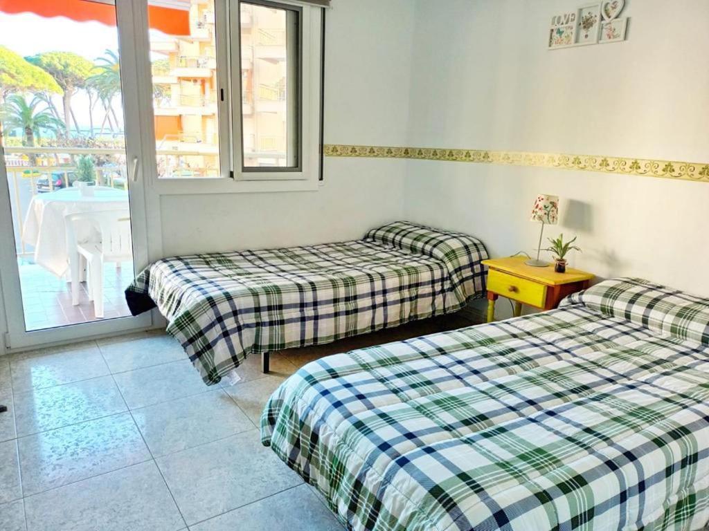 Apartamento Completo Delante De La Playa *