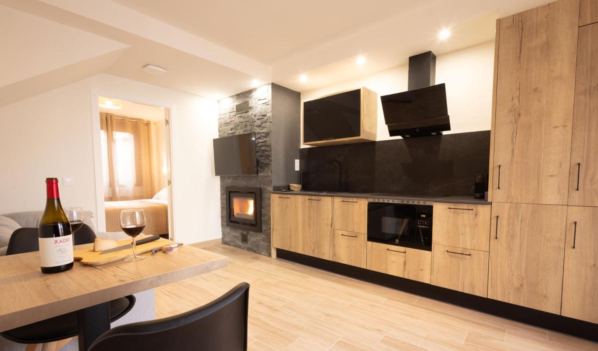 Apartamento El Sueno Del Buho 5. Un Con Chimenea