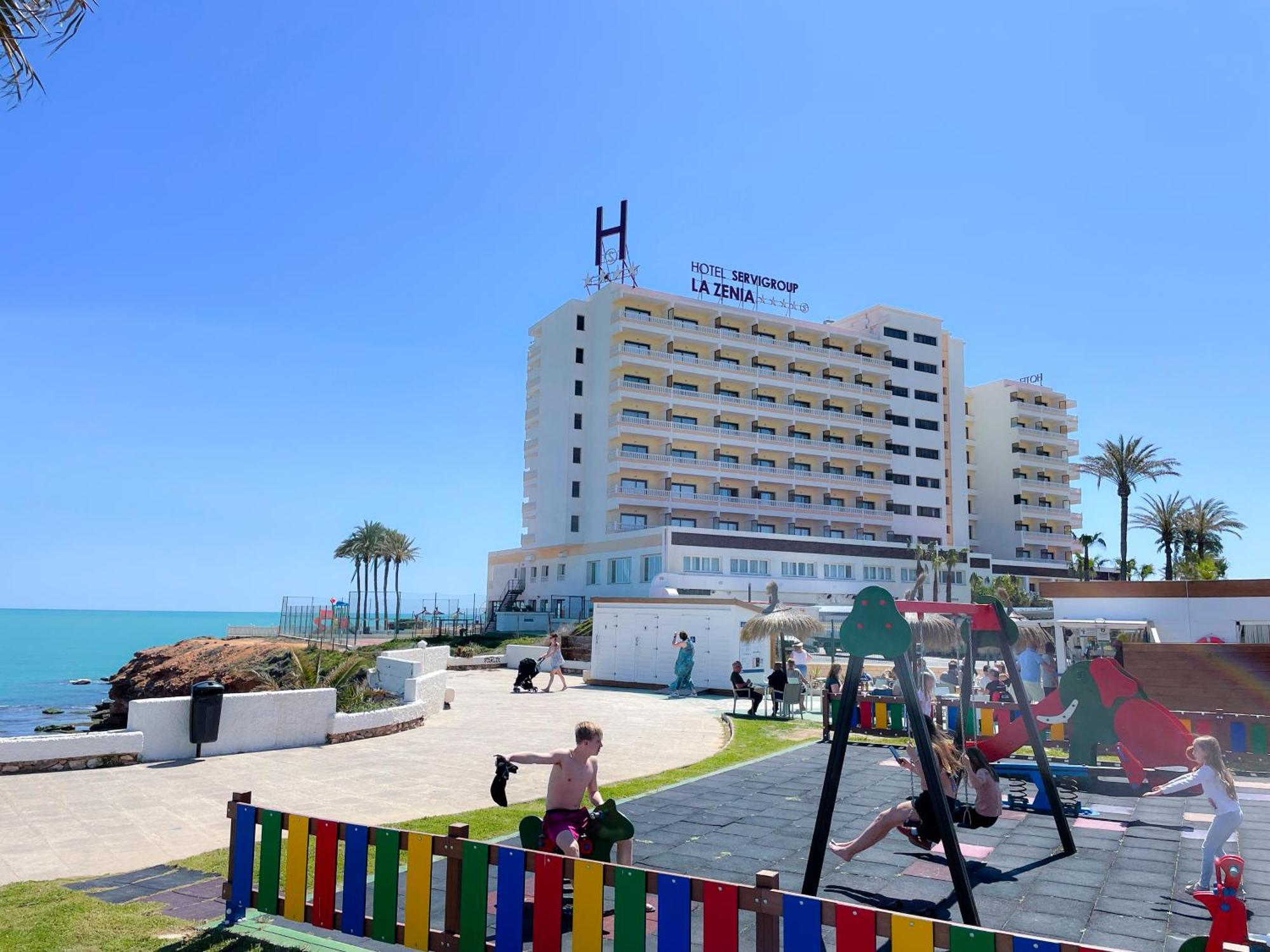 Apartahotel La Zenia House *