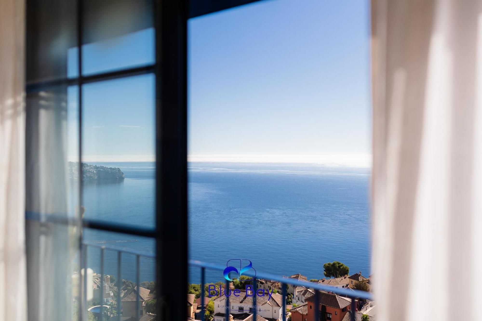 Aqua Vista With Pool And Padel Holiday home *