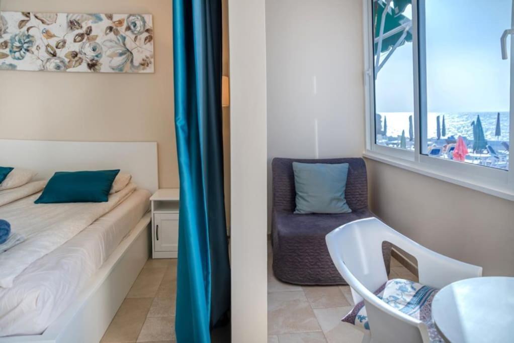Apartment First Line Ocean View *