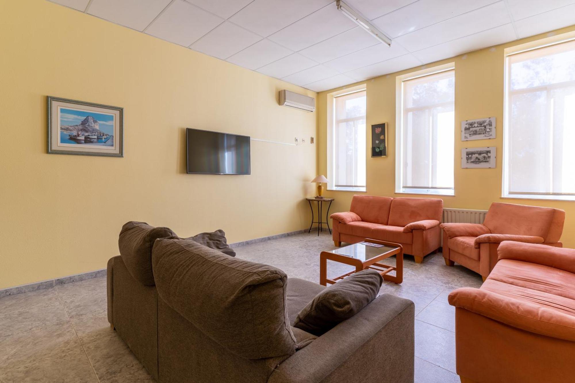 Costablanca Explore Sports & Events Hostel *