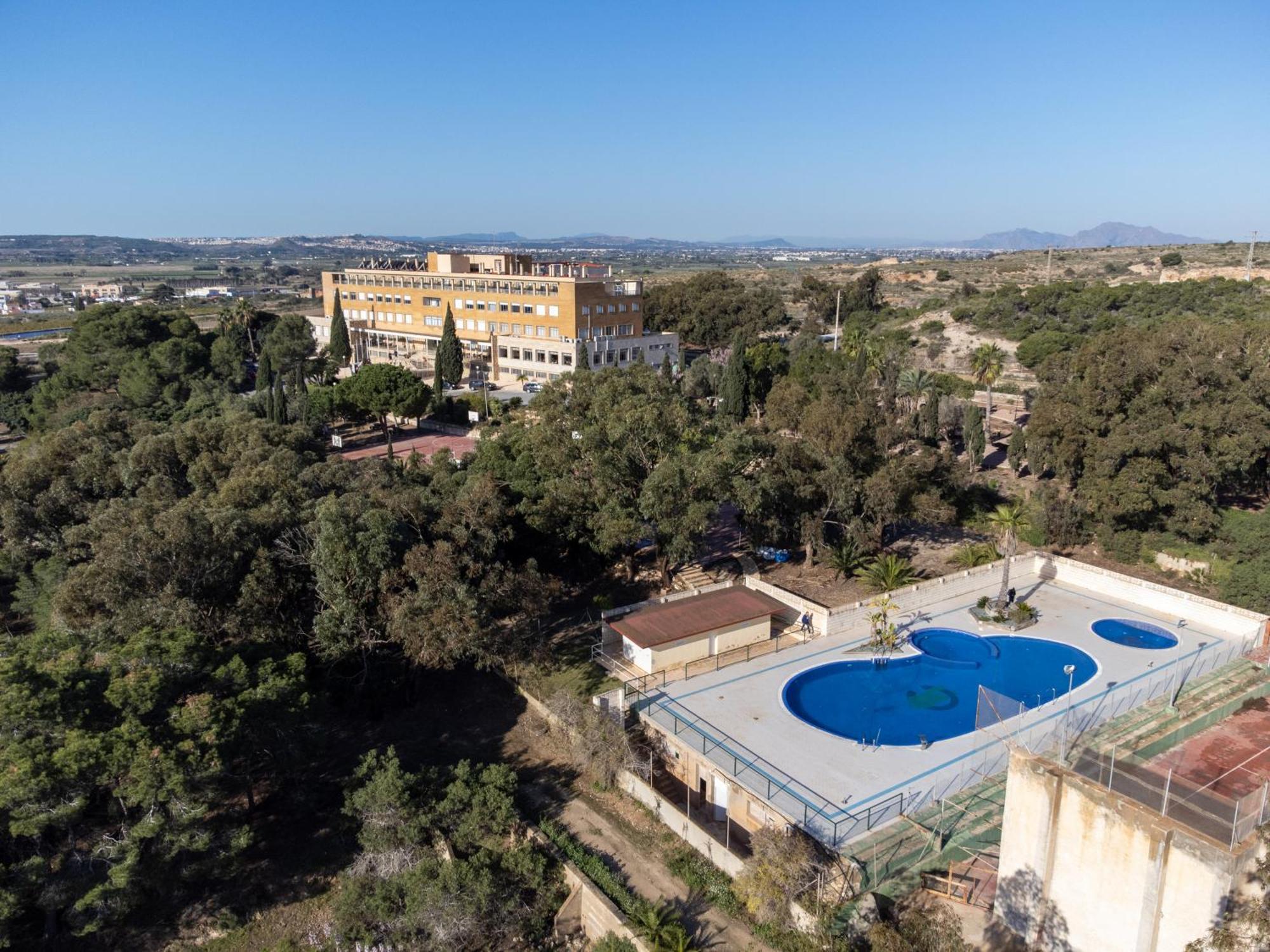 Costablanca Explore Sports & Events Hostel La Marina