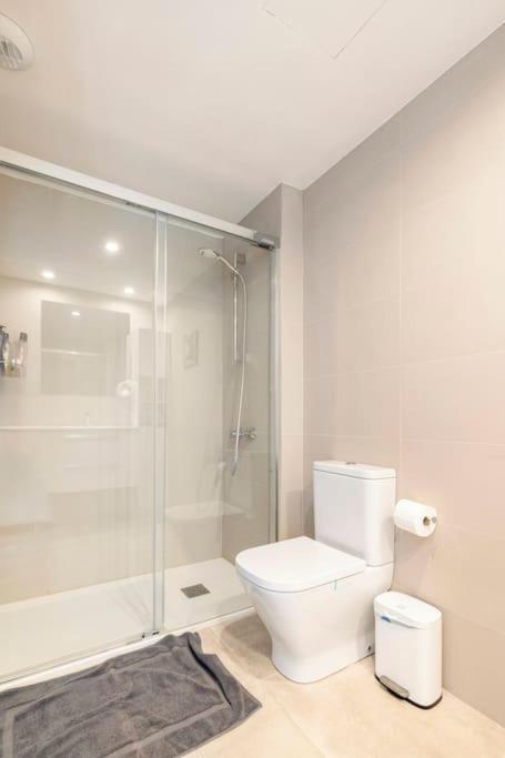 By The With Pool And Private Parking Apartment Cambrils