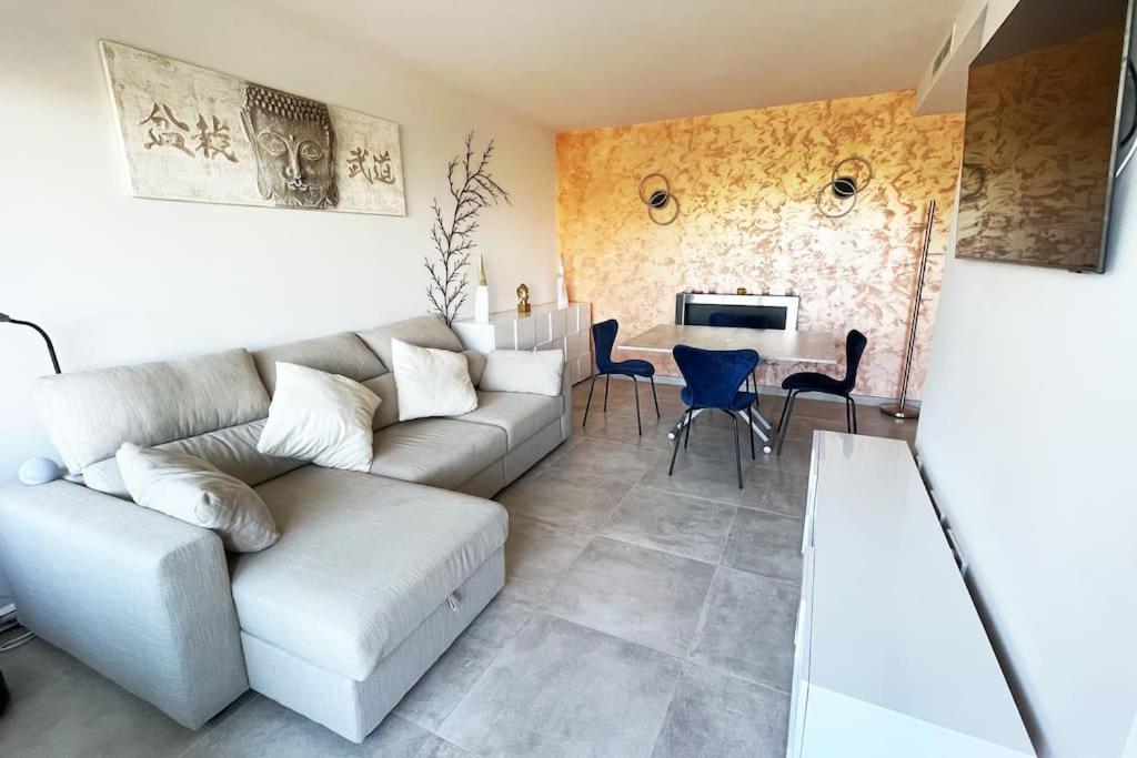 Apartment By The With Pool And Private Parking