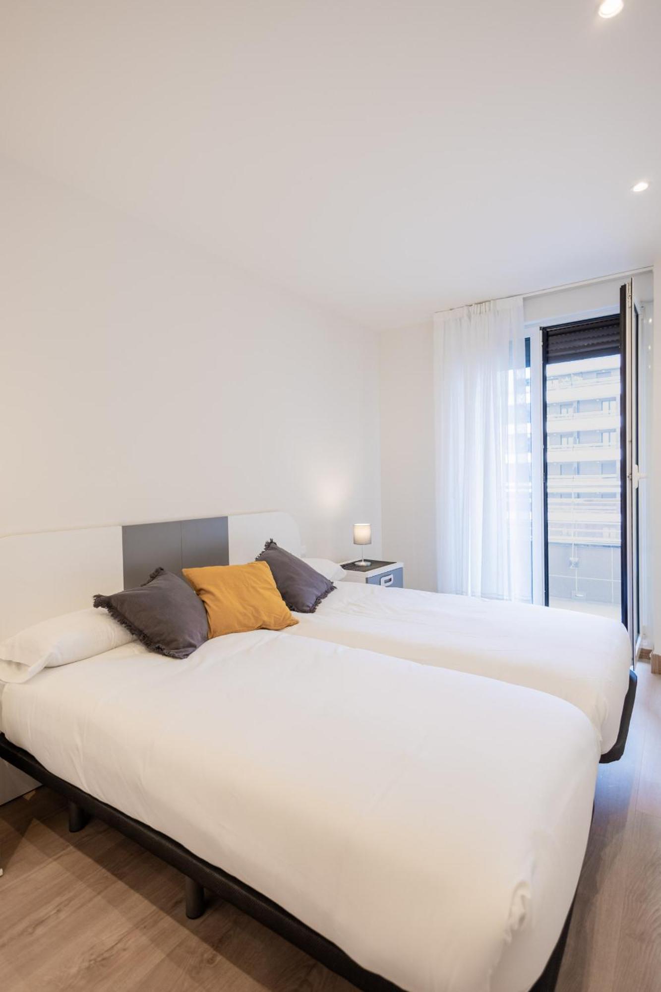 Artik I Local Rentss Apartamento