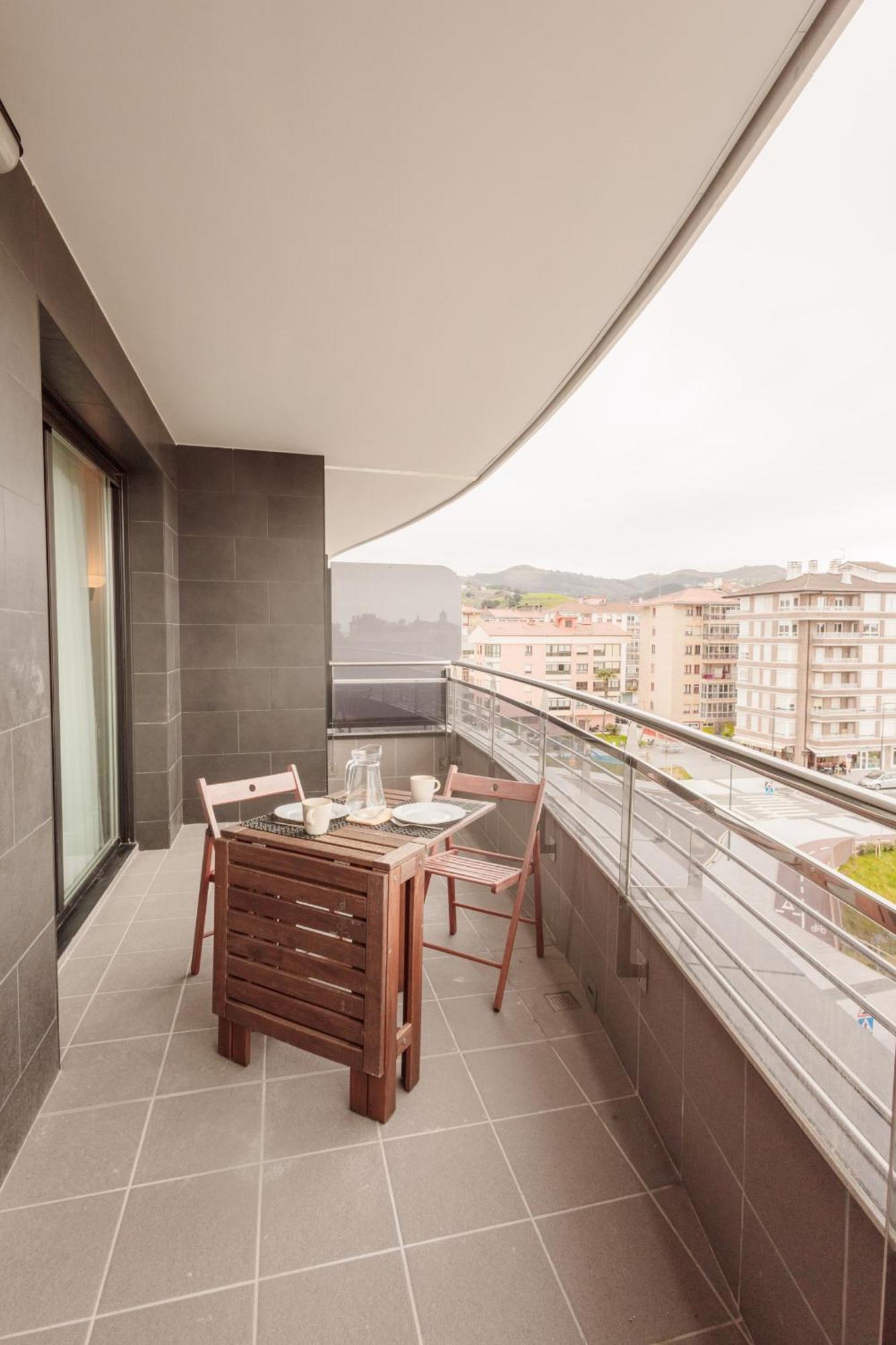 Artik I Local Rentss * Zarautz