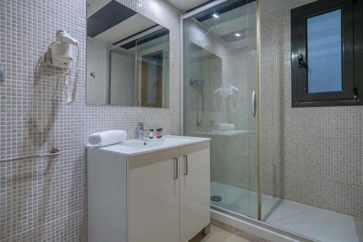 Apartment Modern And Bright In Eixample 5-2 *