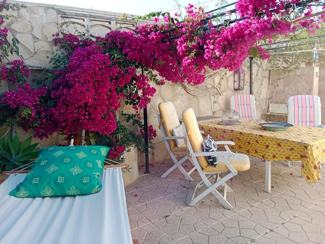 Stylish Family Villa, Near Beach,prive Parking,wifi *