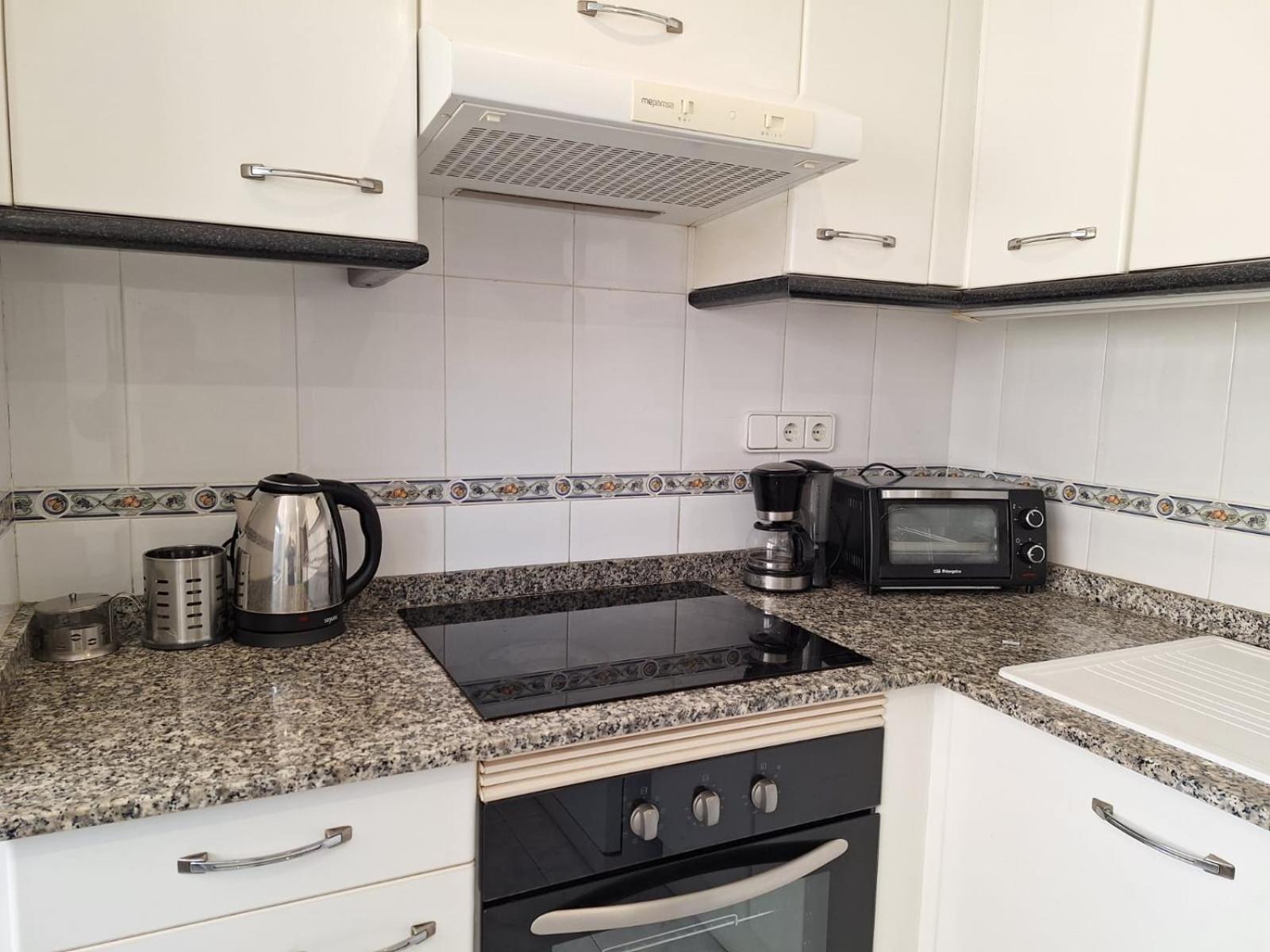 Sunny Albir Apartment *