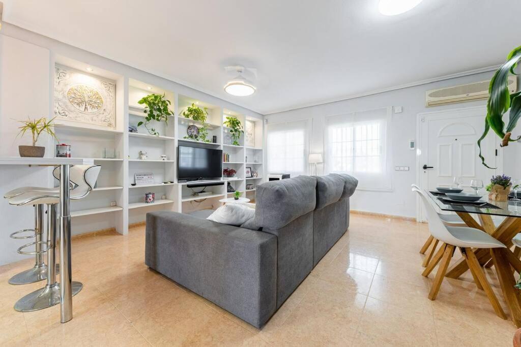 Casa En *