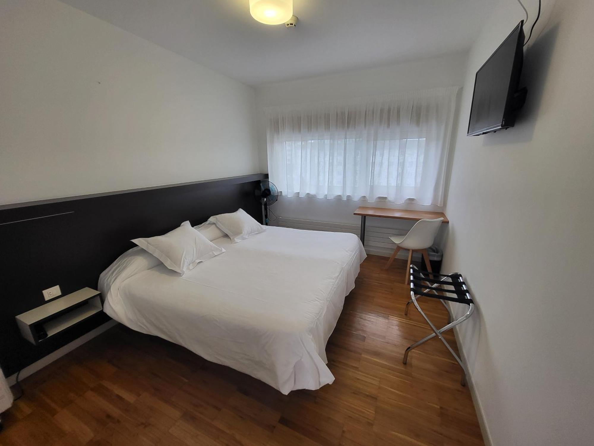 Hospedería San Froilan Inn *