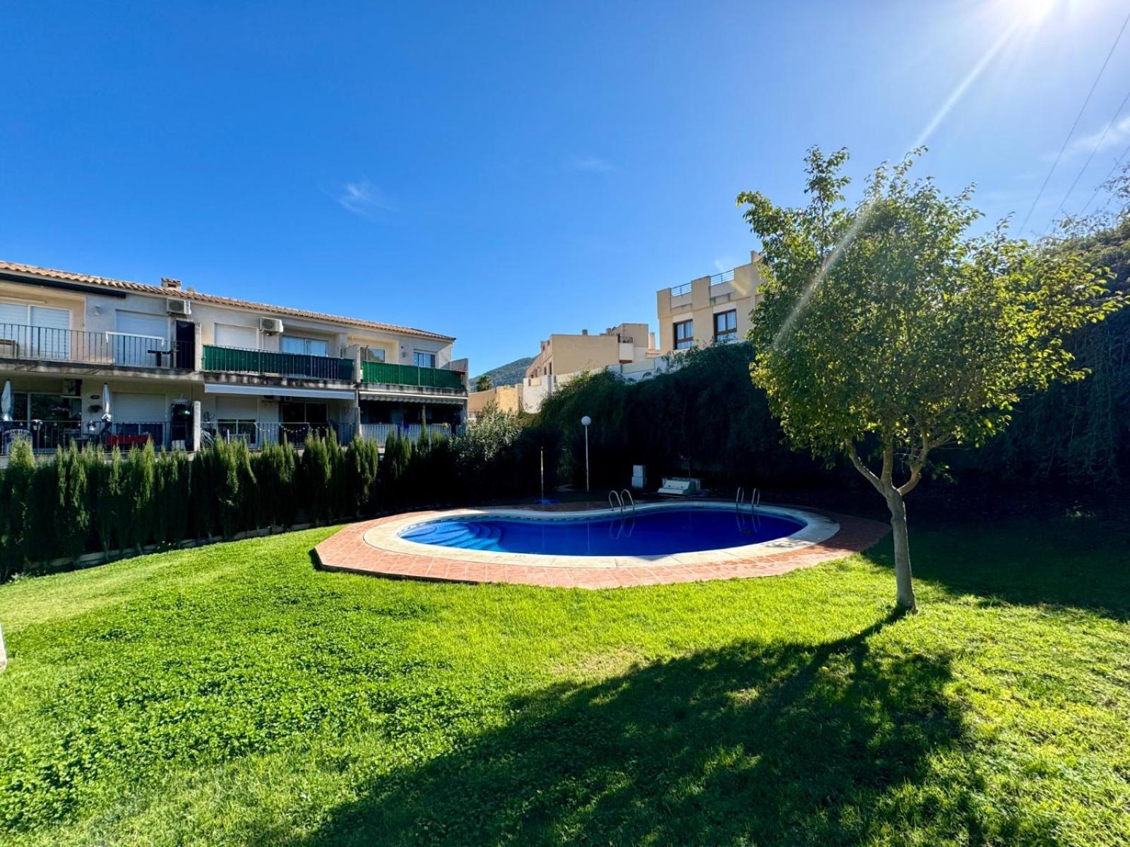 Apartamento Reformado Con Piscina Albir