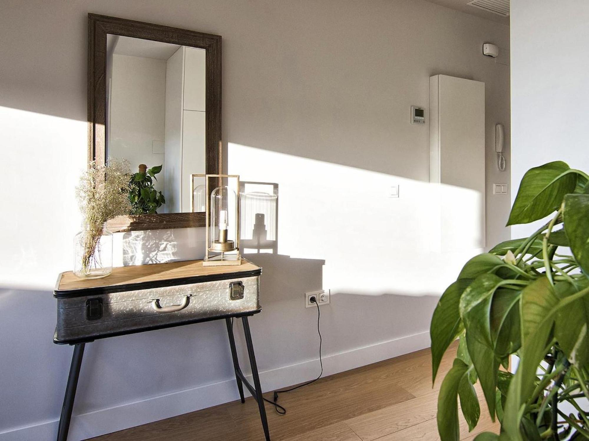 Chezmoihomes Premium Loft Private Terrace Apartment *