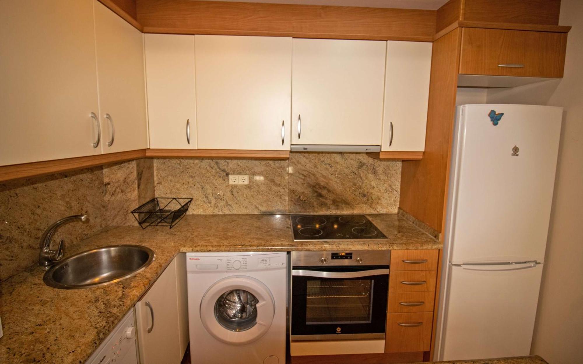 Apartamento Planta Baja Con Terraza Chill Out En Primera Linea Tres Playas