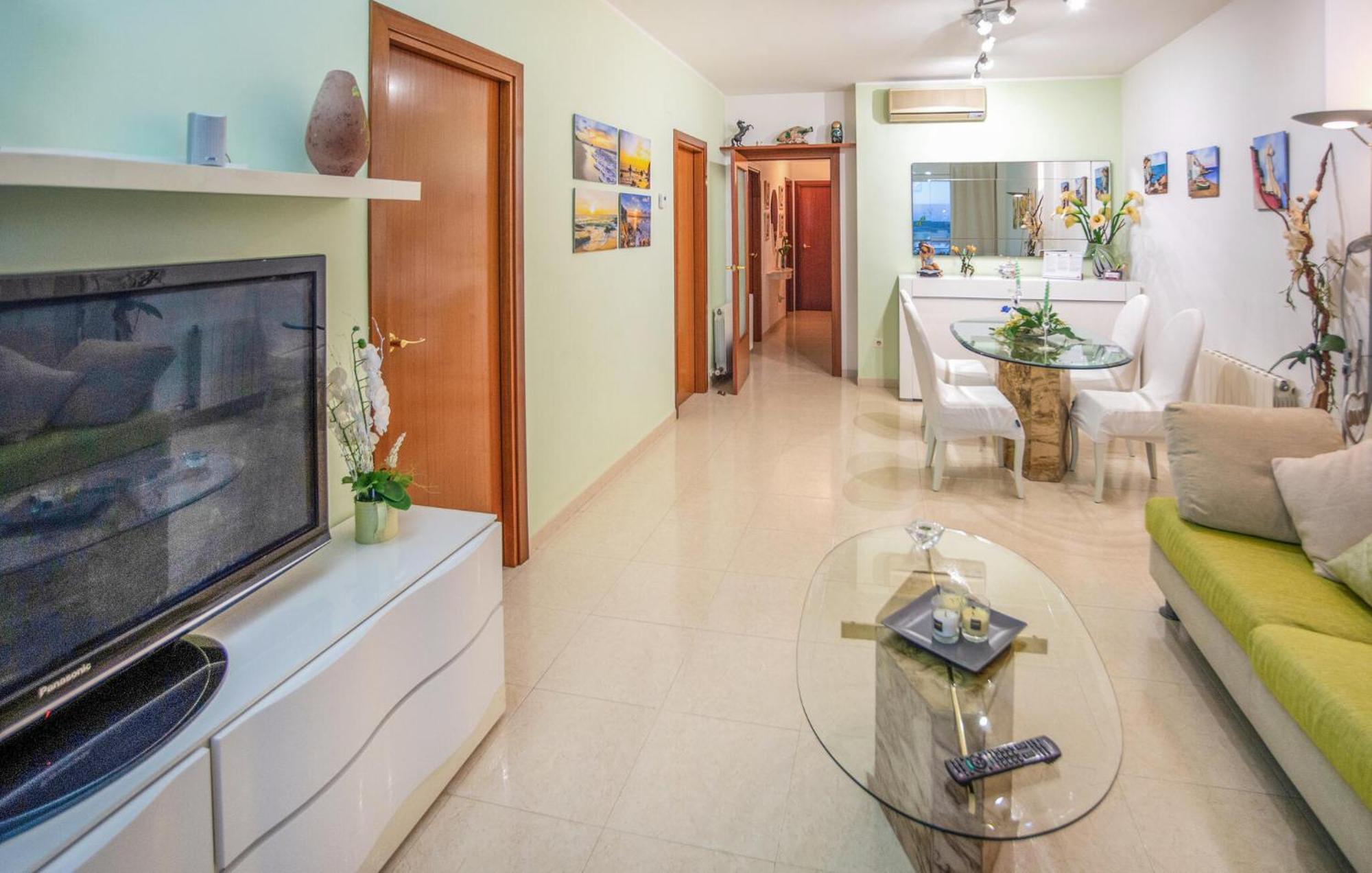 3 Bedroom Nice In *