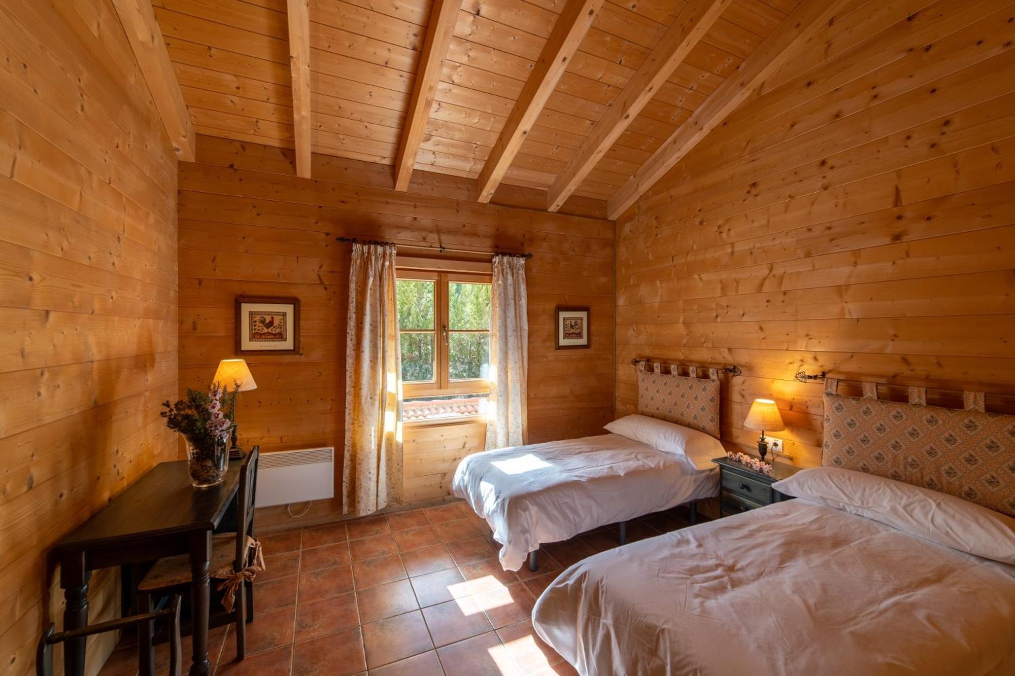 Aras Rural Hotel