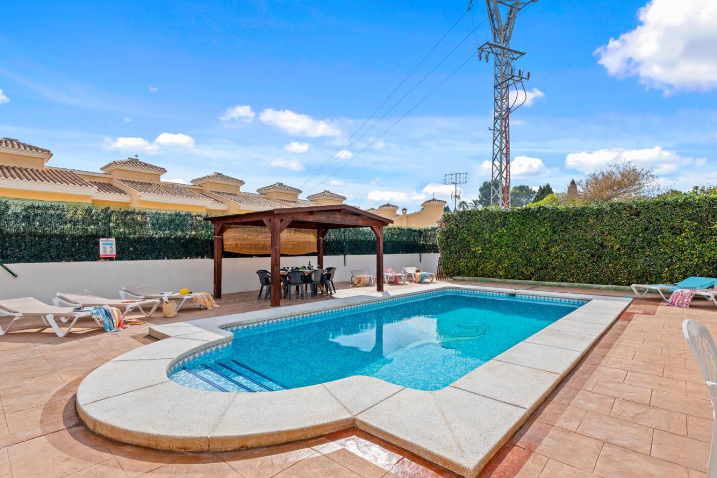 Mercedes - Plusholidays Calpe