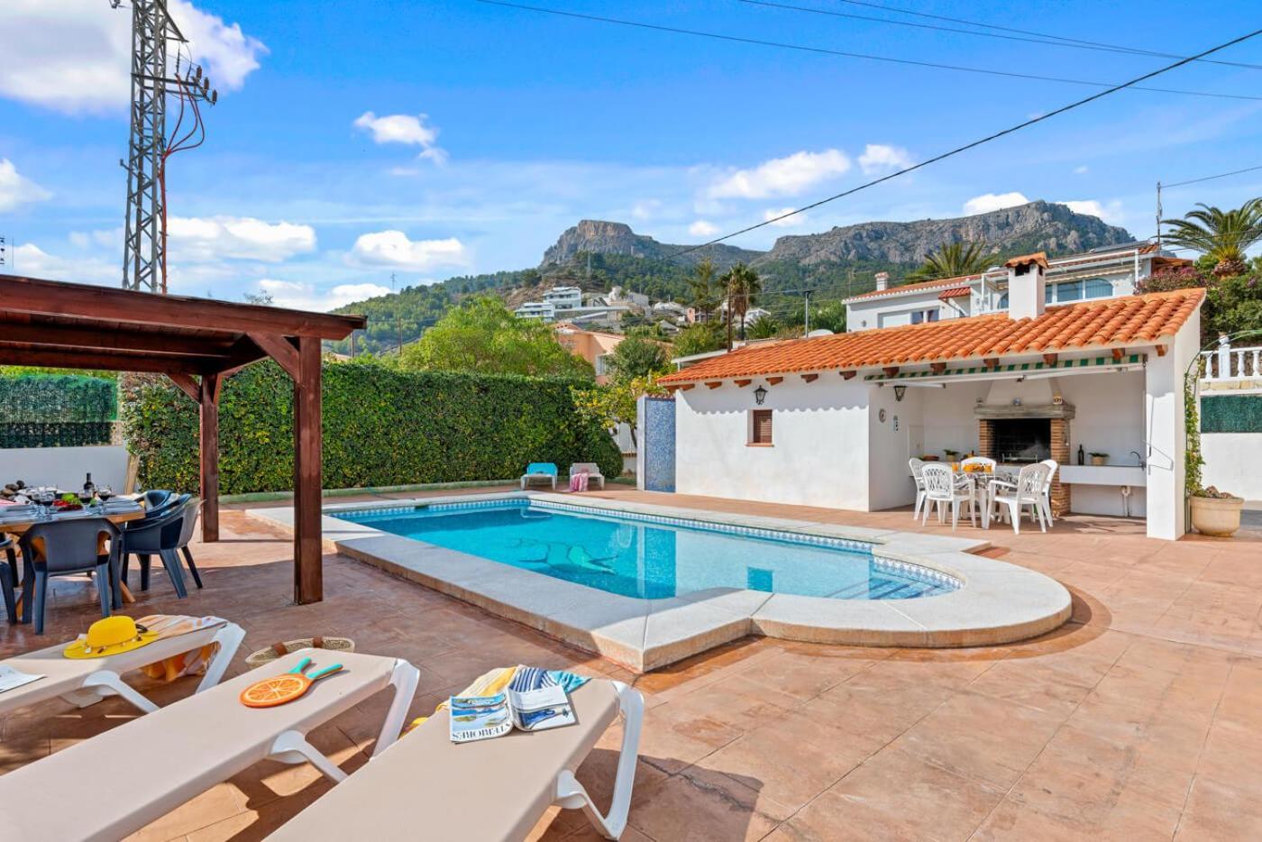 Mercedes - Plusholidays Calpe
