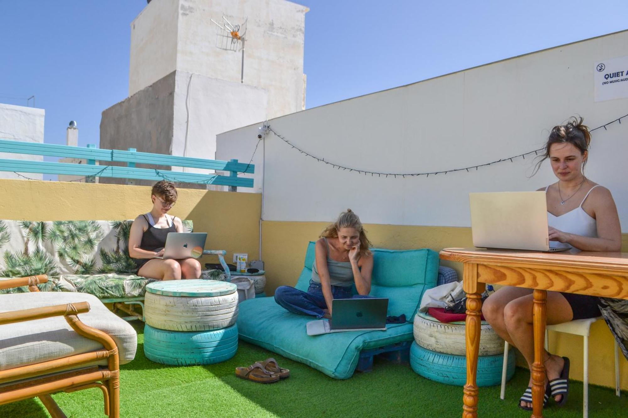 Daydream Medano Coliving Hostal *