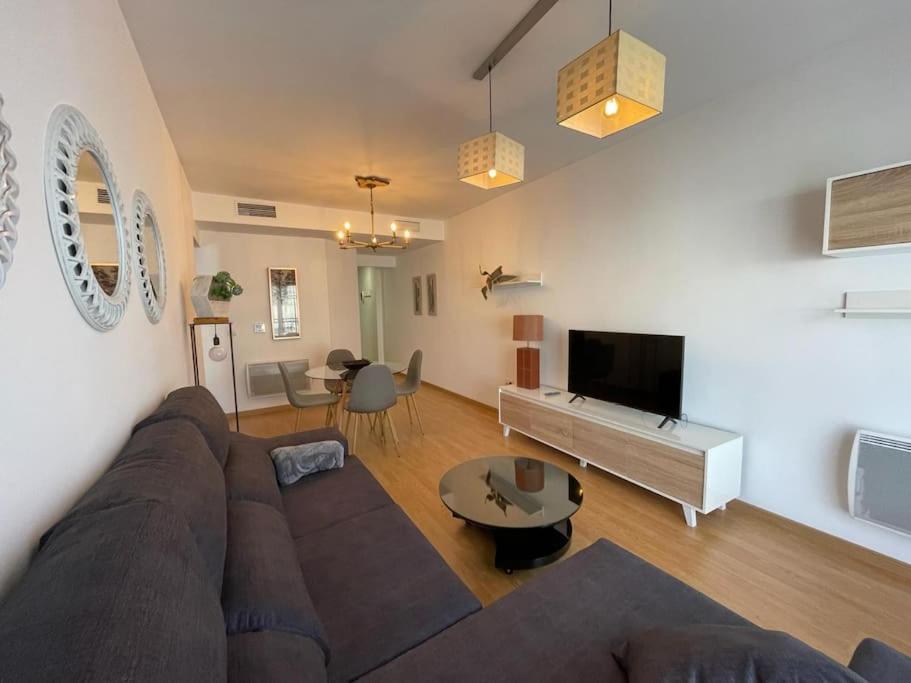 Cardenas Zafiro Apartment