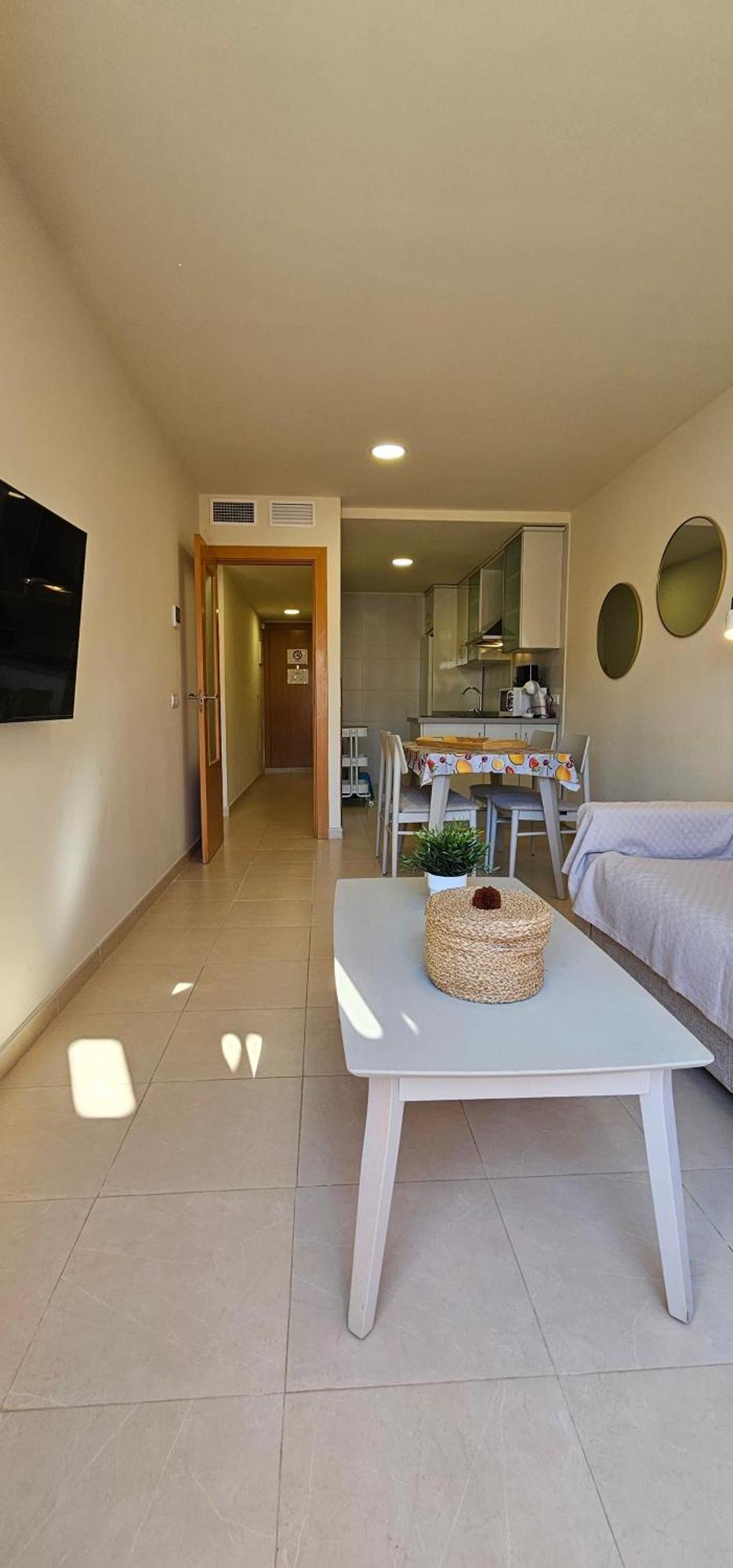 Paraiso: Beachfront Penthouse With Private Rooftop Pool