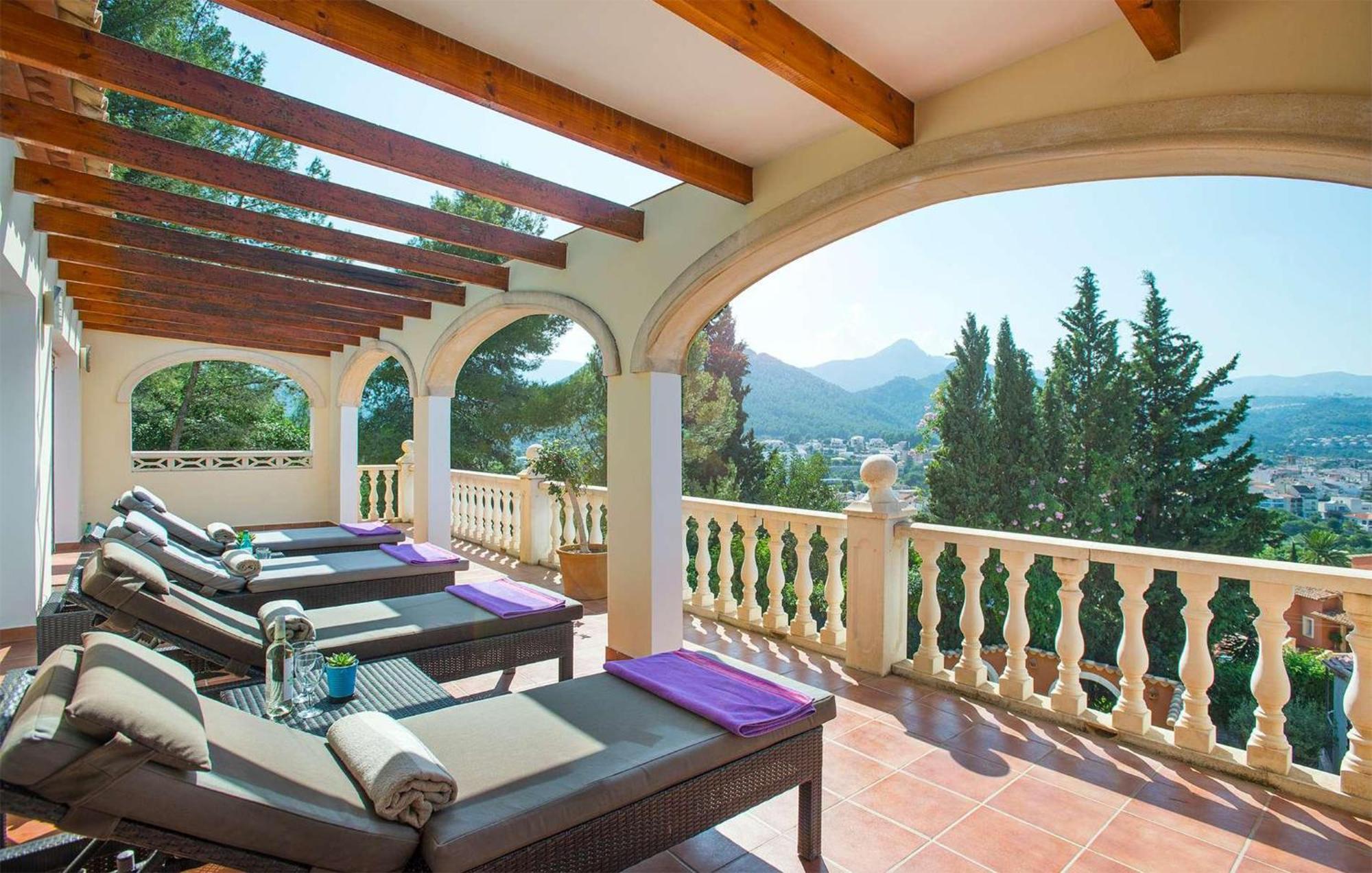 Casa Del Bosque Villa *