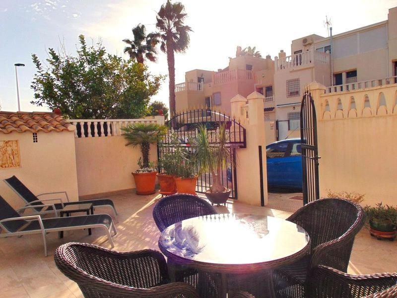 Casa De Evita El Mojon (Alicante)