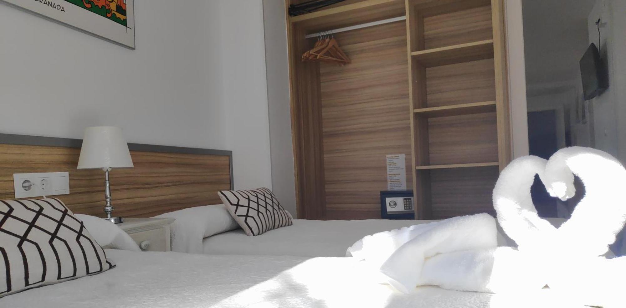 Holiday home Madinat Garnata, Parking & Rooftop Terrace