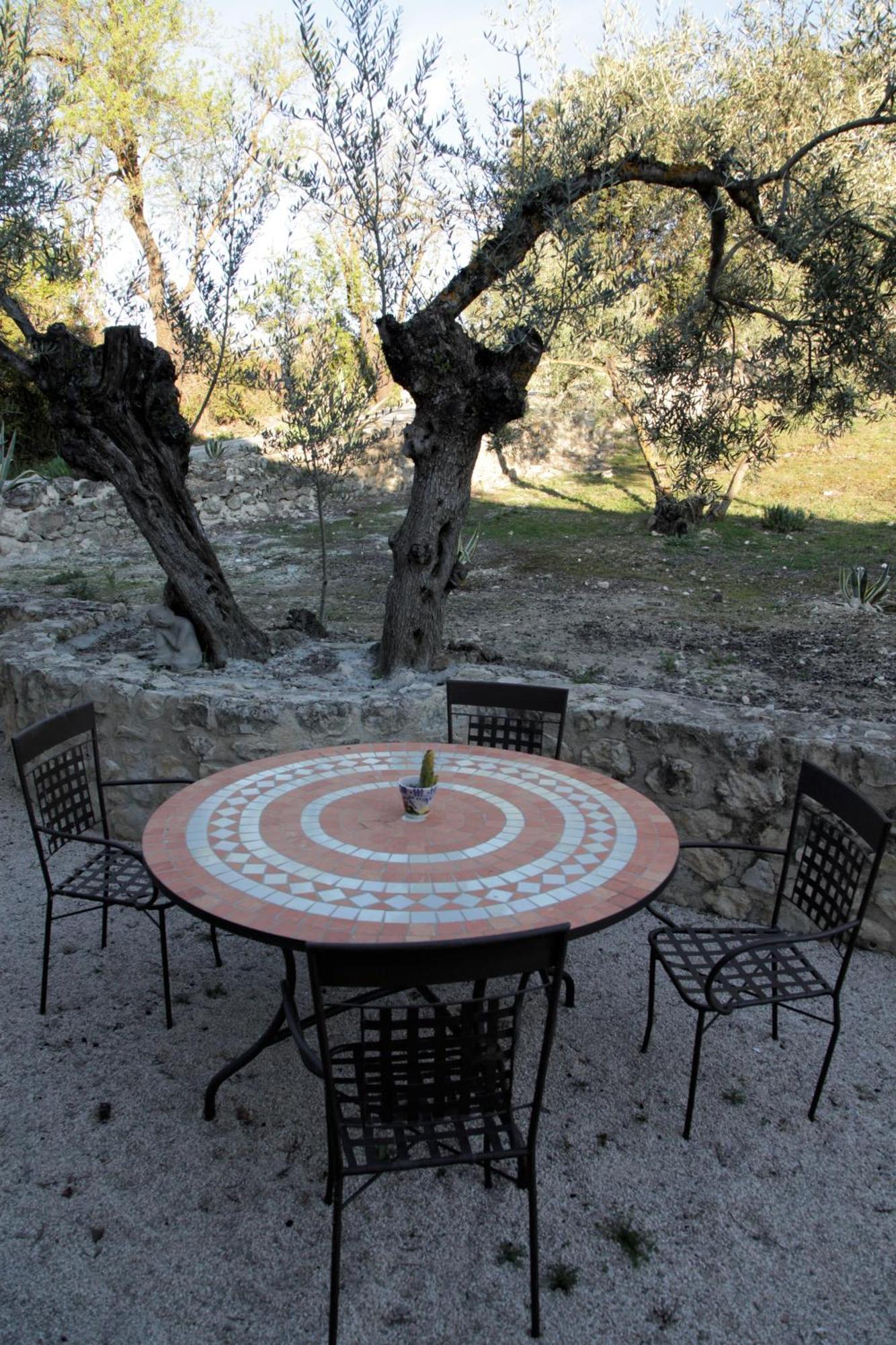 Lodge Vina Zarzarrosa *