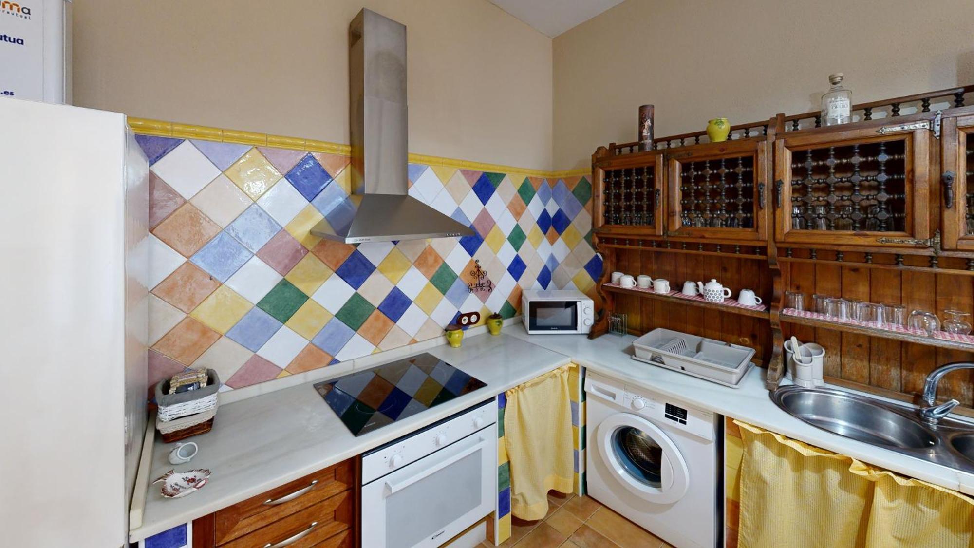 Casa Con Encanto, Gran Capacidad Alojamiento-24 Personas *