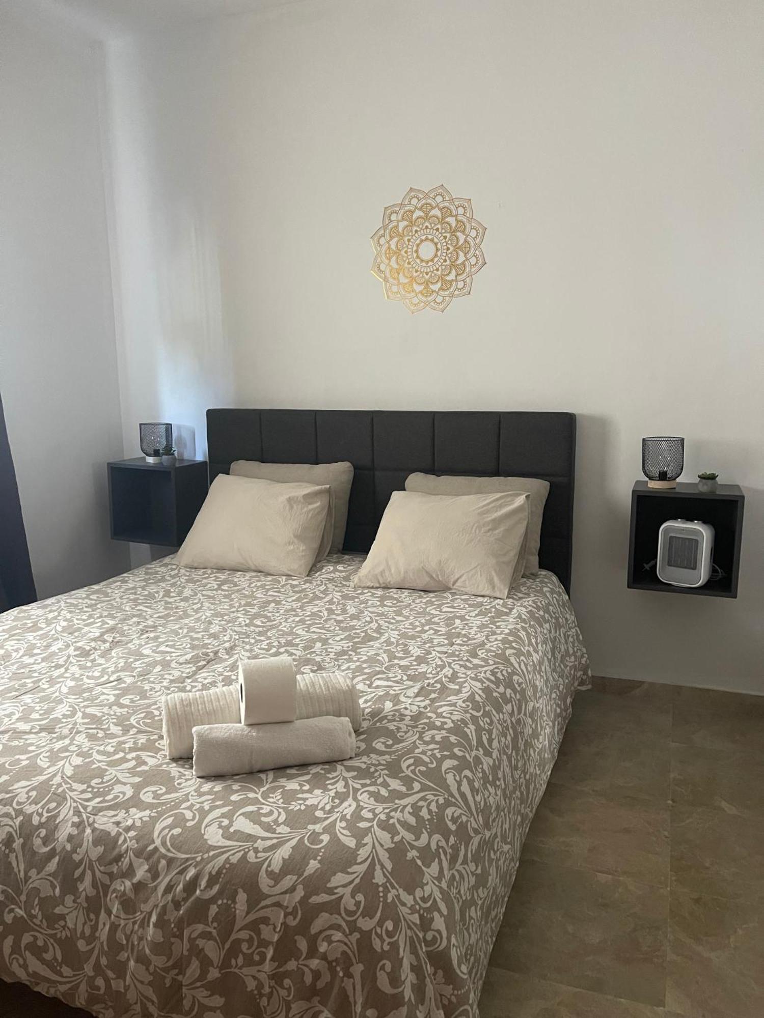 Galaksi-habitacion Doble Privada En Casa Compartida-uebica2 *