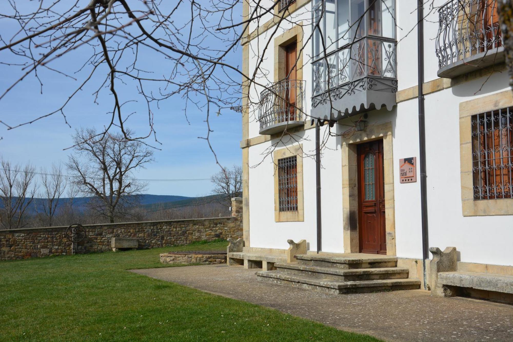 San Ignacio: Casa Indiana En Soria * Valdeavellano de Tera