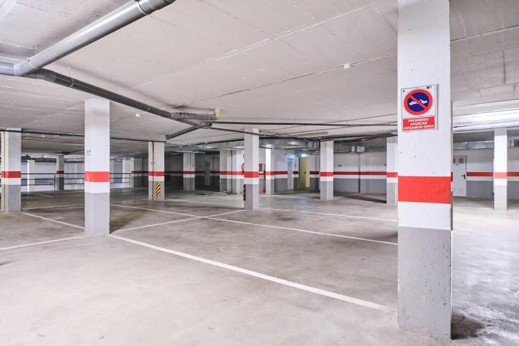 Atico Duplex Garaje Y Wifi Gratis Apartment