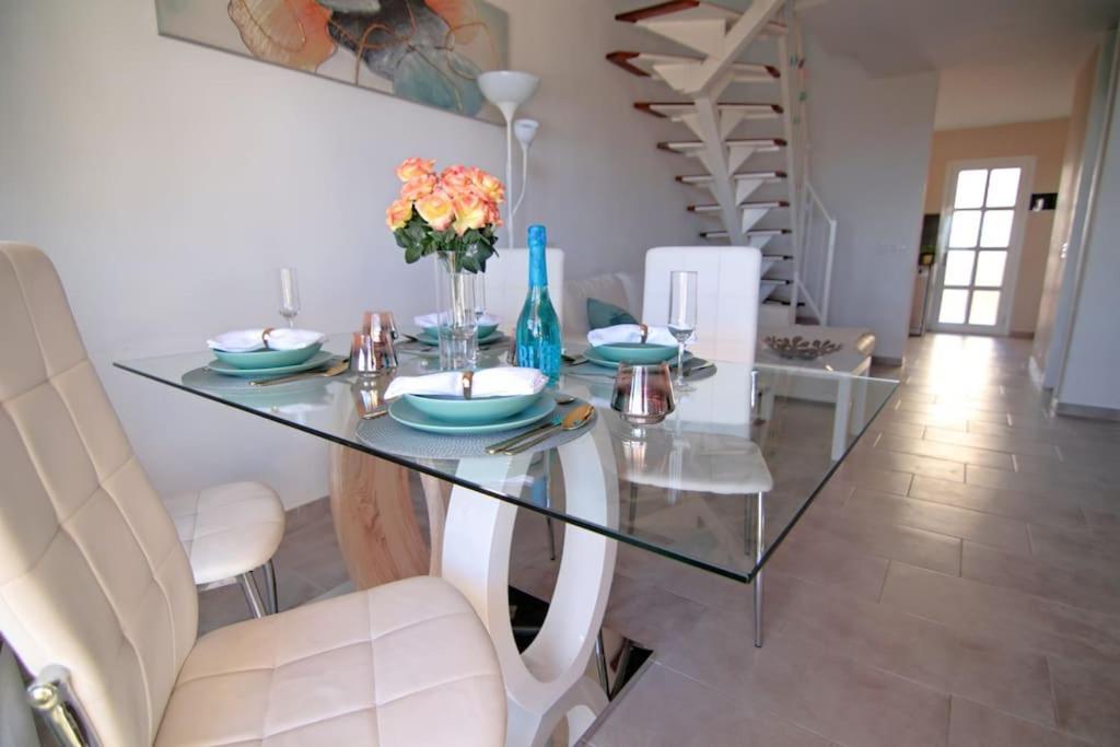 Precioso Duplex Con Vistas Al Oceano Apartamento *