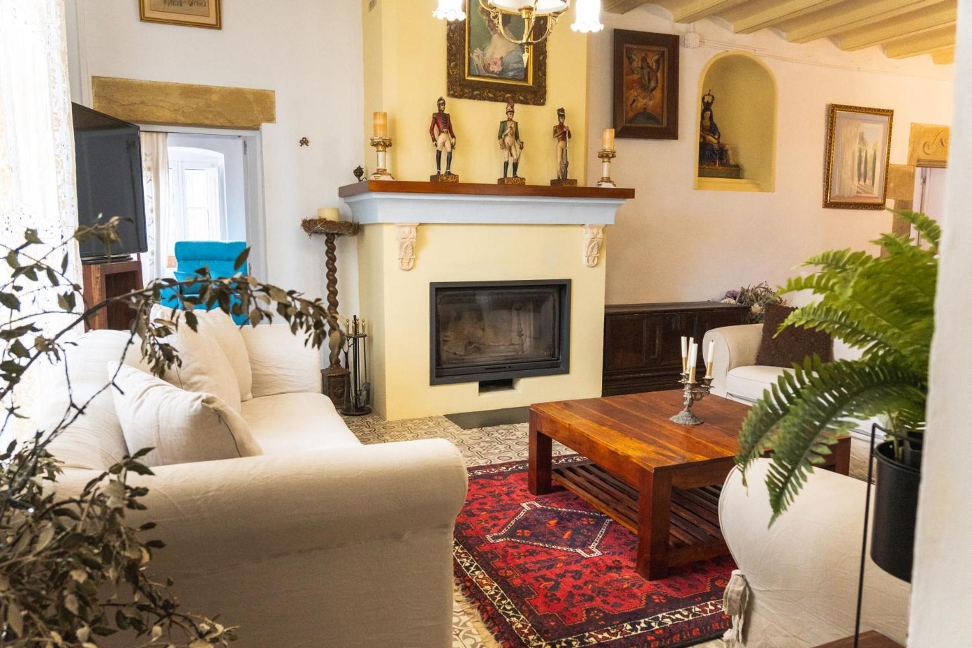 Hotel Mas Gran De - Mas Rural - & Events Cruïlles