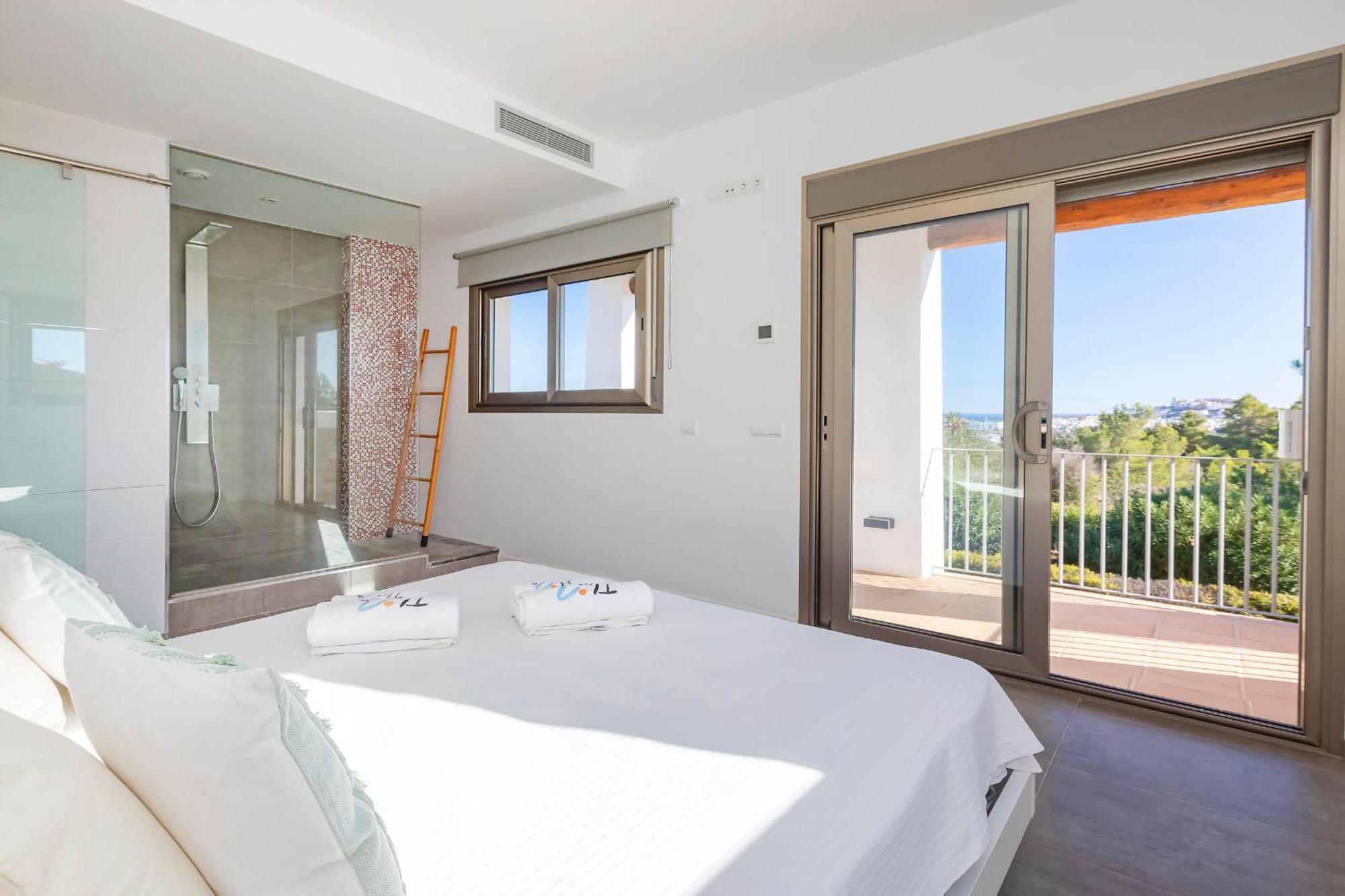 In Sleeps 10 To 12 Guests Villa Ibiza Town