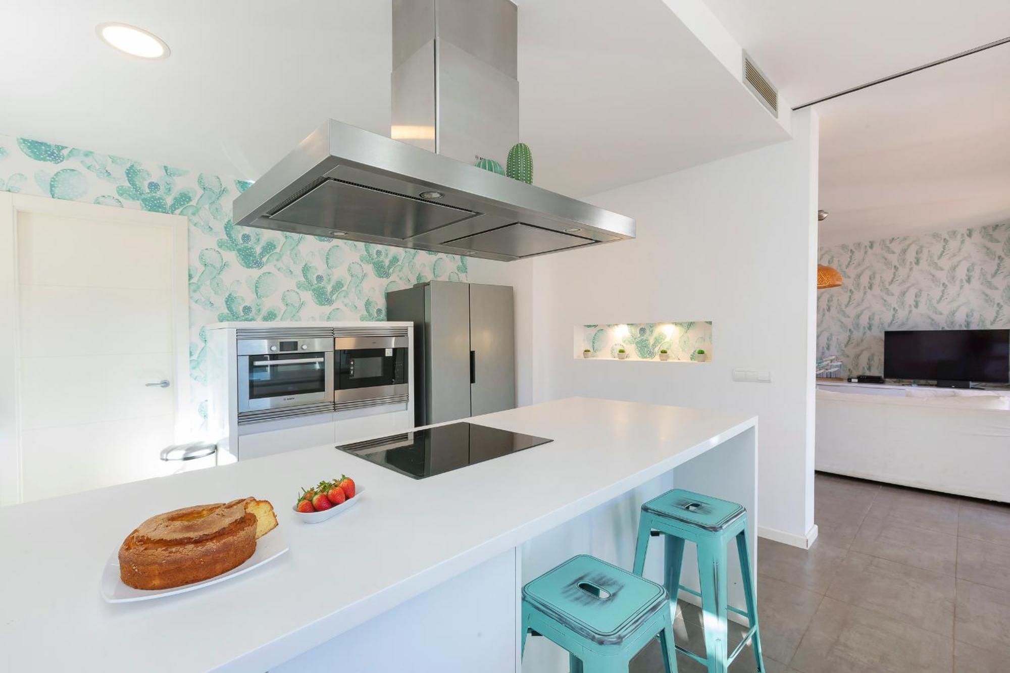 Villa In Sleeps 10 To 12 Guests Ibiza Town
