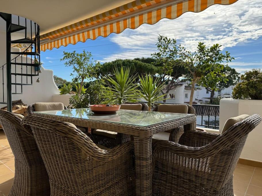 Rooftop Oasis At Ocean Point Calahonda - Just Few Steps Away From The Beach, Restaurants & Shops Apartment *
