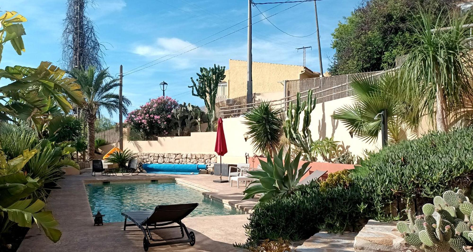 Сasa de vacaciones En Coveta Fuma- El Campello