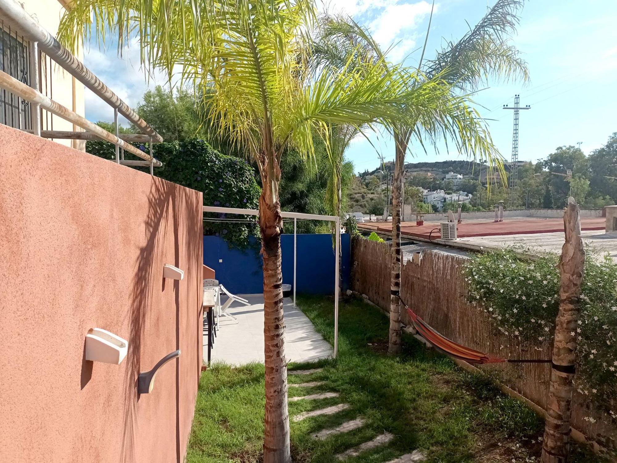Сasa de vacaciones En Coveta Fuma- El Campello