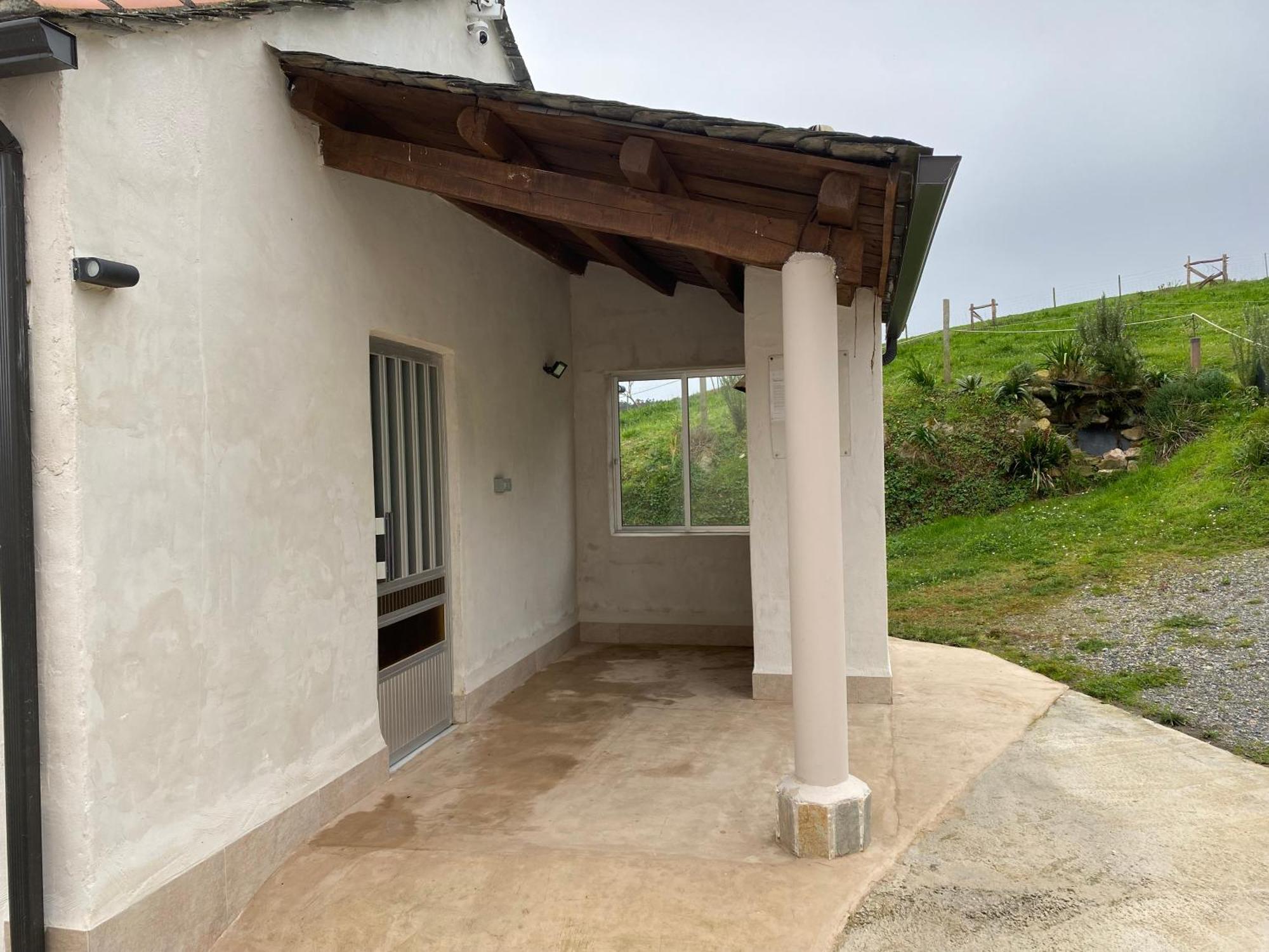 Casa Darivas Holiday home Trabada